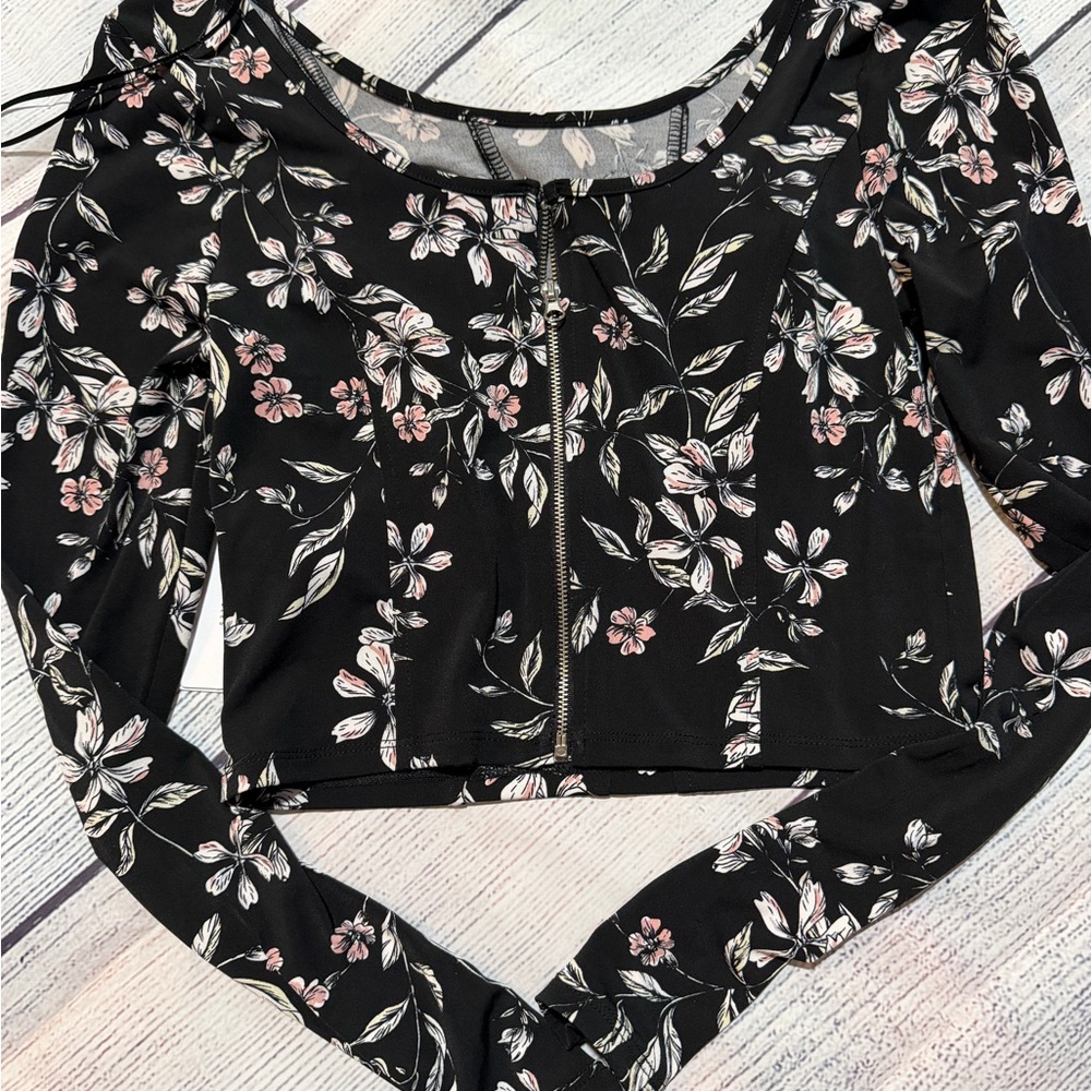 Guess Black Zip-Front Floral Crop Top with Pink Accents